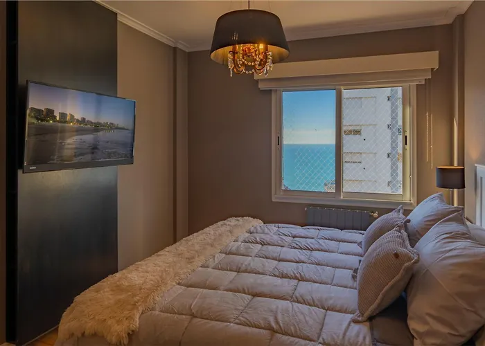 Departamento Varese Güemes Alta Gama Luxury 4/5 Pax Vista Mar